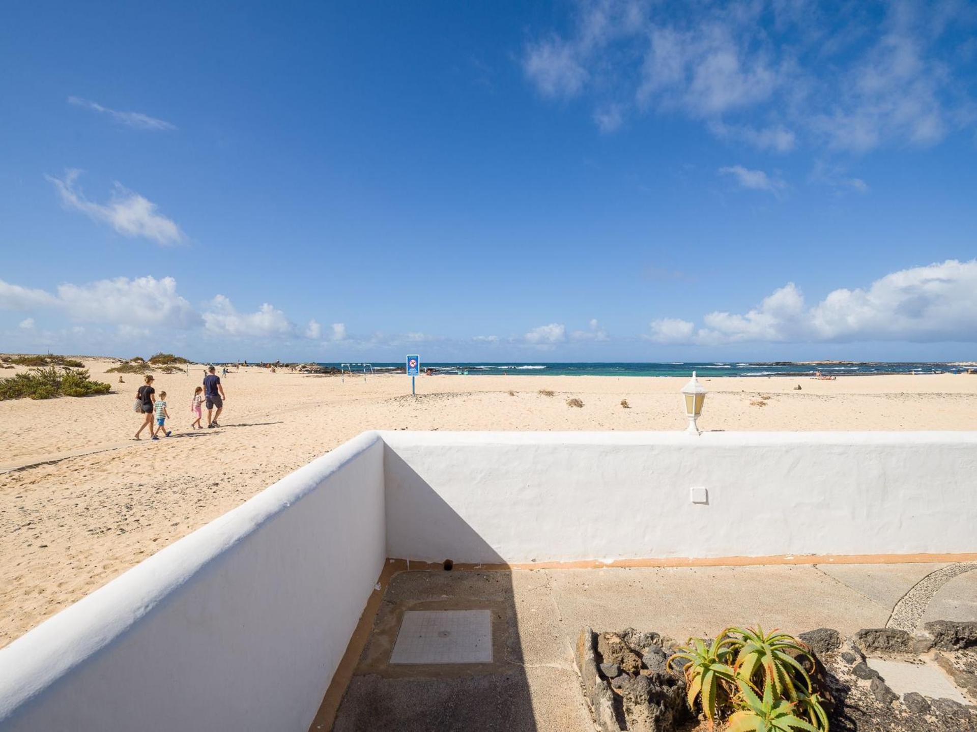 Apartamento Nire Lula En La Misma Playa El Cotillo  Exterior photo